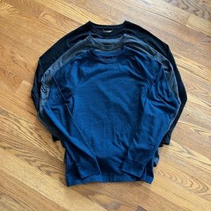 Bundle of 3 Men’s AE Active Long Sleeve Tees